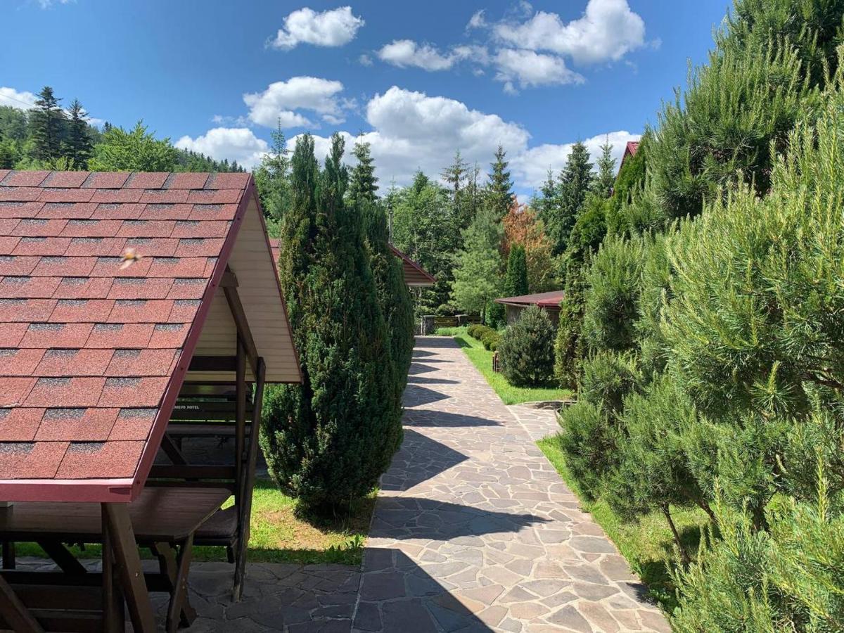 Готель Жди Ня Єво Instagram Zhdenievo Hotel Zjdenievo Exteriör bild